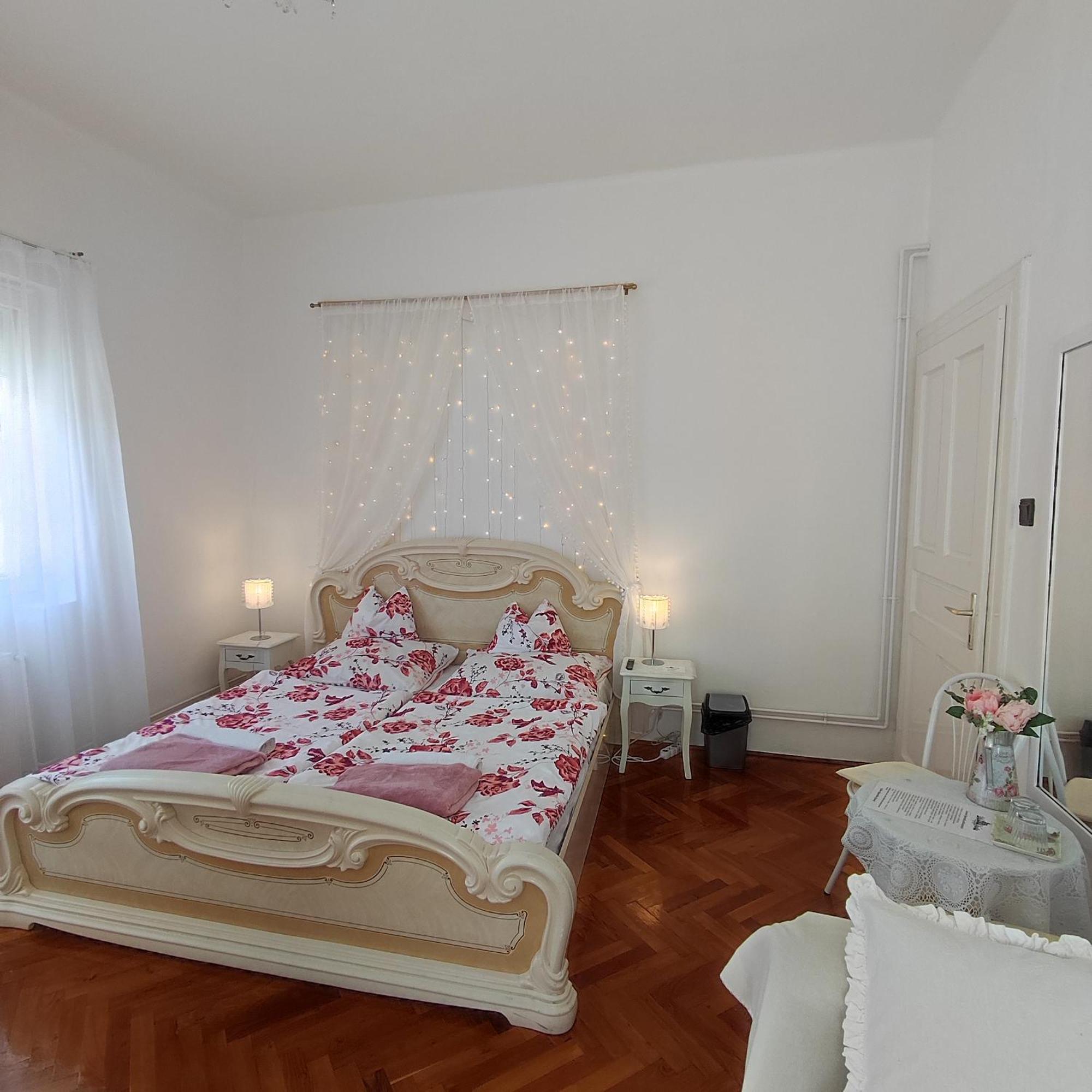Villa Vanilia Keszthely Esterno foto